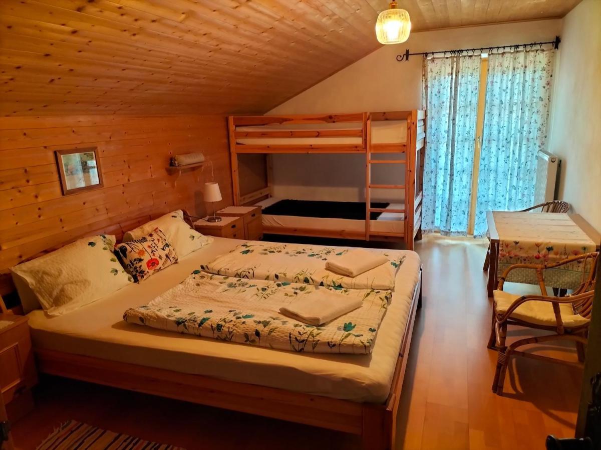 オーバードラウブルク Koestlhof, Familie Hassler Bed & Breakfast エクステリア 写真